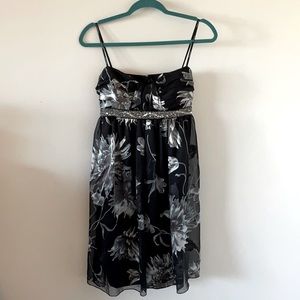 Intrigue Strapless Cocktail Dress NWT